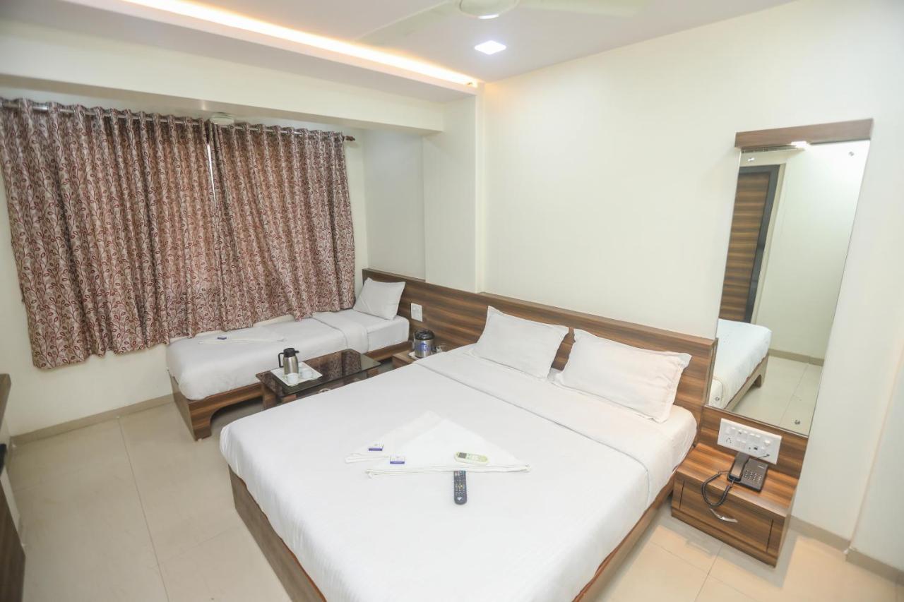 Hotel Mid Town مومباي المظهر الخارجي الصورة