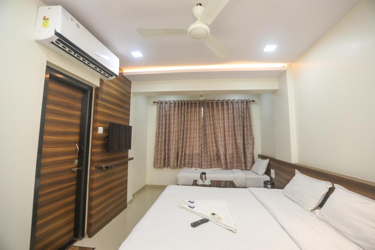 Hotel Mid Town مومباي المظهر الخارجي الصورة